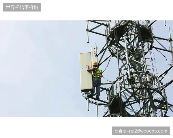 武汉军运会部署的3700多个5G基站，验证了新一代网络对峰值8.7万用户并发在线的强大承载能力